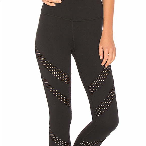 Beyond Yoga Pants - Beyond Yoga make a slash black leggings